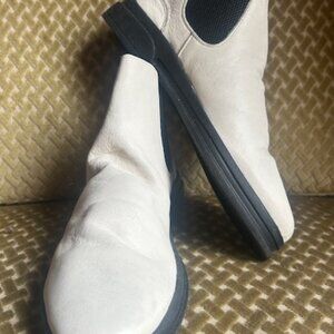 Bueno x Free People Scout White Ivory Soft Leather Rubber Chelsea Boots